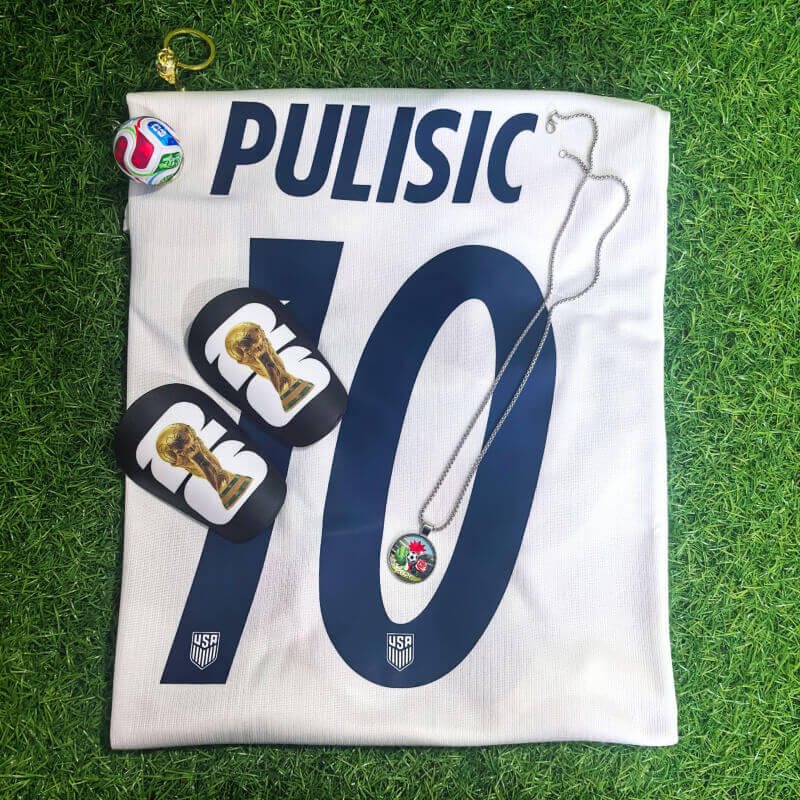 Pulisic Jersey Bundle